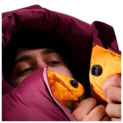 Mammut Women's Protect Fiber Bag -21C - Synthetic Sleeping Bag -Venture Loom Tent Shop mammut womens protect fiber bag 21c synthetic sleeping bag detail 3