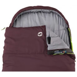 Outwell Campion Lux - Synthetic Sleeping Bag -Venture Loom Tent Shop outwell campion lux synthetic sleeping bag detail 5